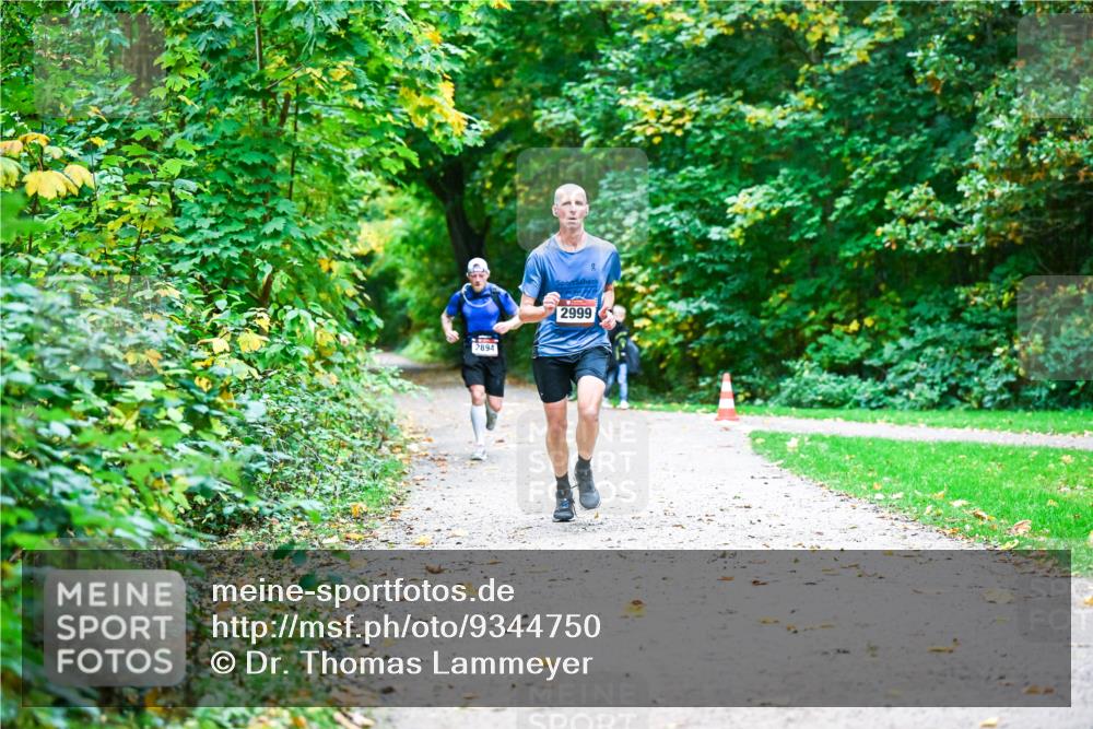12.10.2025 - Bramfelder Halbmarathon 2025 Dr. Thomas Lammeyer http://msf.ph/oto/9344750 12.10.2025 10:12:01 Laufen 2894, 2999 meine-sportfotos.de