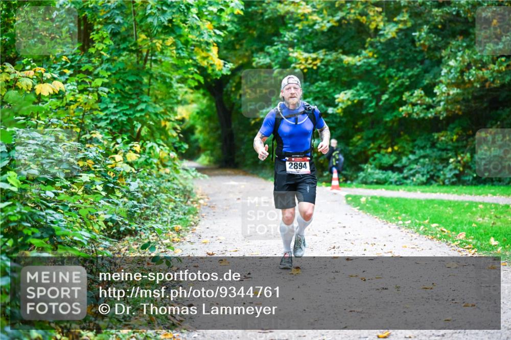 12.10.2025 - Bramfelder Halbmarathon 2025 Dr. Thomas Lammeyer http://msf.ph/oto/9344761 12.10.2025 10:12:04 Laufen 2894 meine-sportfotos.de
