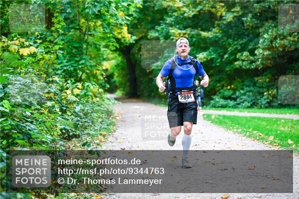 12.10.2025 - Bramfelder Halbmarathon 2025 Dr. Thomas Lammeyer http://msf.ph/oto/9344763 12.10.2025 10:12:04 Laufen 2894 meine-sportfotos.de