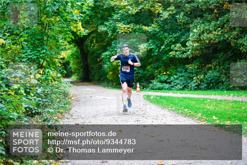 12.10.2025 - Bramfelder Halbmarathon 2025 Dr. Thomas Lammeyer http://msf.ph/oto/9344783 12.10.2025 10:12:26 Laufen 2496 meine-sportfotos.de