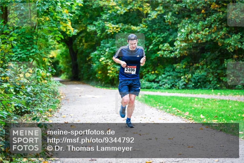 12.10.2025 - Bramfelder Halbmarathon 2025 Dr. Thomas Lammeyer http://msf.ph/oto/9344792 12.10.2025 10:12:27 Laufen 2496, 855 meine-sportfotos.de