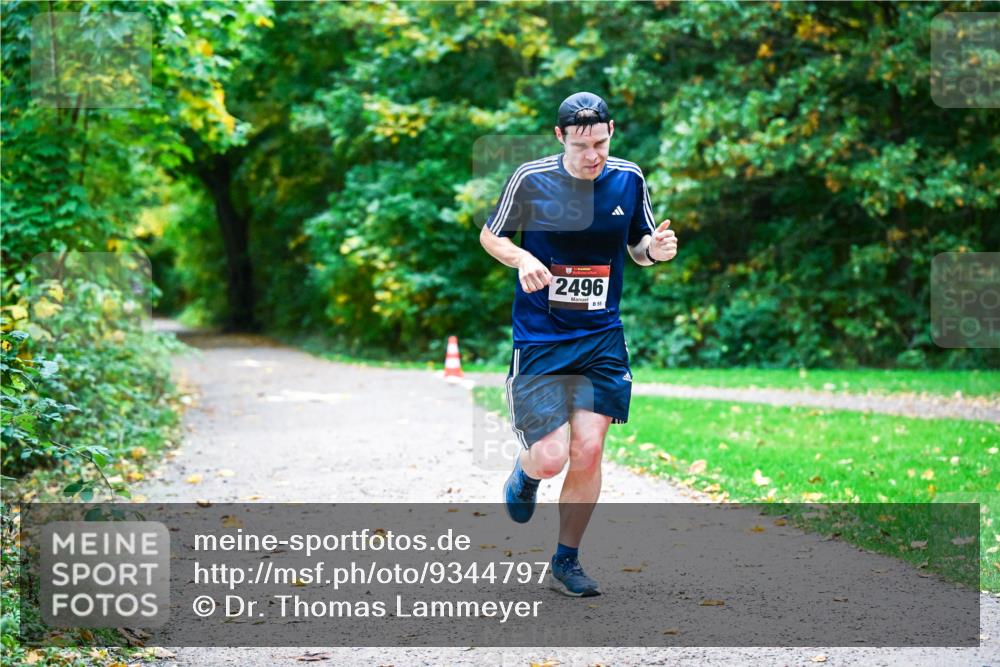12.10.2025 - Bramfelder Halbmarathon 2025 Dr. Thomas Lammeyer http://msf.ph/oto/9344797 12.10.2025 10:12:28 Laufen 2496 meine-sportfotos.de