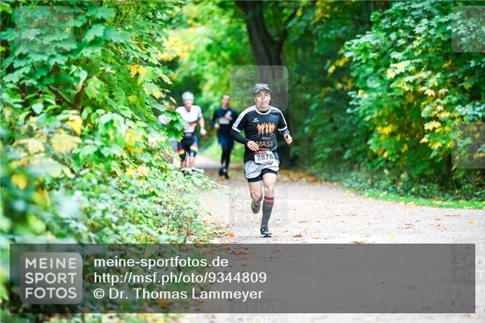 12.10.2025 - Bramfelder Halbmarathon 2025 Dr. Thomas Lammeyer http://msf.ph/oto/9344809 12.10.2025 10:12:37 Laufen 3, 2878 meine-sportfotos.de