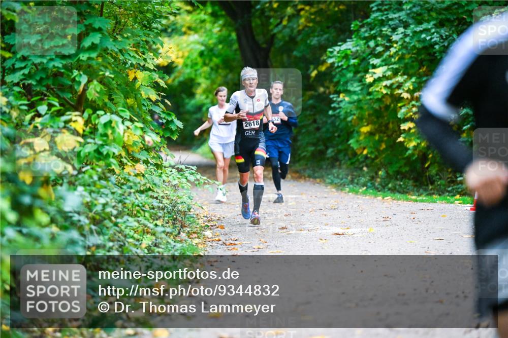 12.10.2025 - Bramfelder Halbmarathon 2025 Dr. Thomas Lammeyer http://msf.ph/oto/9344832 12.10.2025 10:12:43 Laufen 2618, 52, 4 meine-sportfotos.de