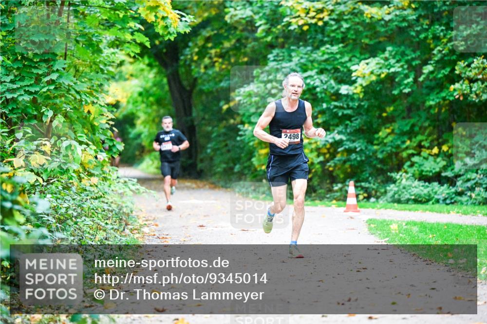 12.10.2025 - Bramfelder Halbmarathon 2025 Dr. Thomas Lammeyer http://msf.ph/oto/9345014 12.10.2025 10:13:40 Laufen 192208, 2498 meine-sportfotos.de