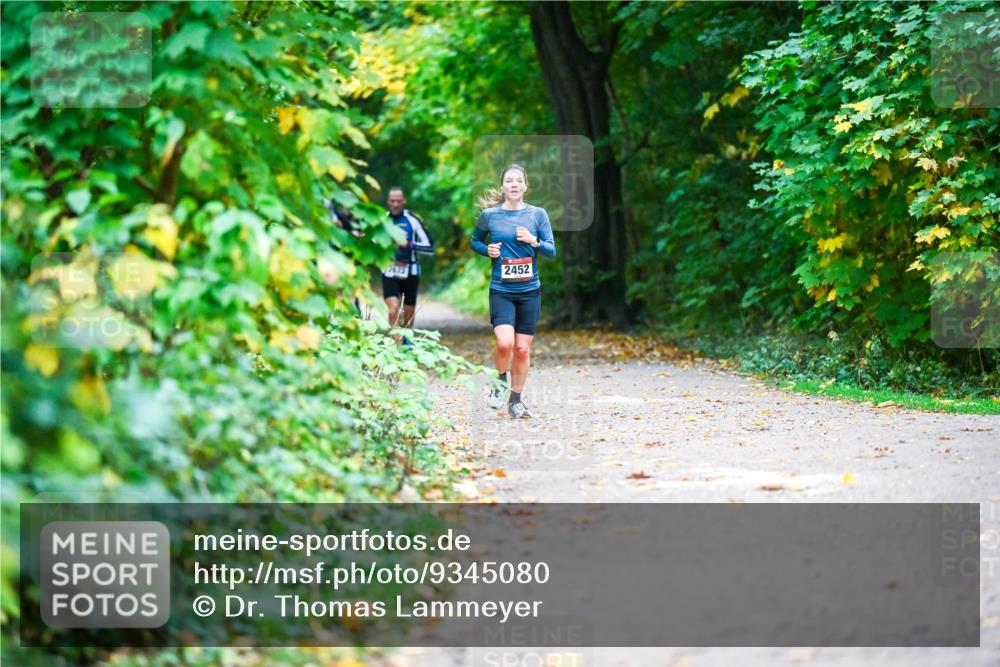 12.10.2025 - Bramfelder Halbmarathon 2025 Dr. Thomas Lammeyer http://msf.ph/oto/9345080 12.10.2025 10:14:14 Laufen 2452 meine-sportfotos.de