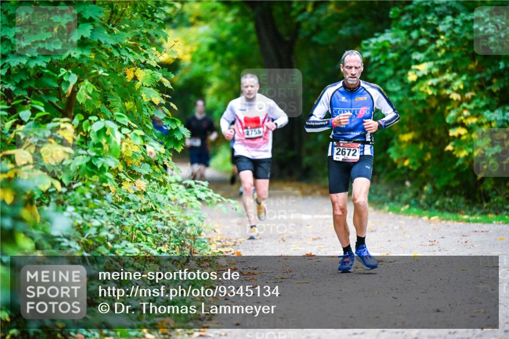 12.10.2025 - Bramfelder Halbmarathon 2025 Dr. Thomas Lammeyer http://msf.ph/oto/9345134 12.10.2025 10:14:23 Laufen 2755, 2672 meine-sportfotos.de