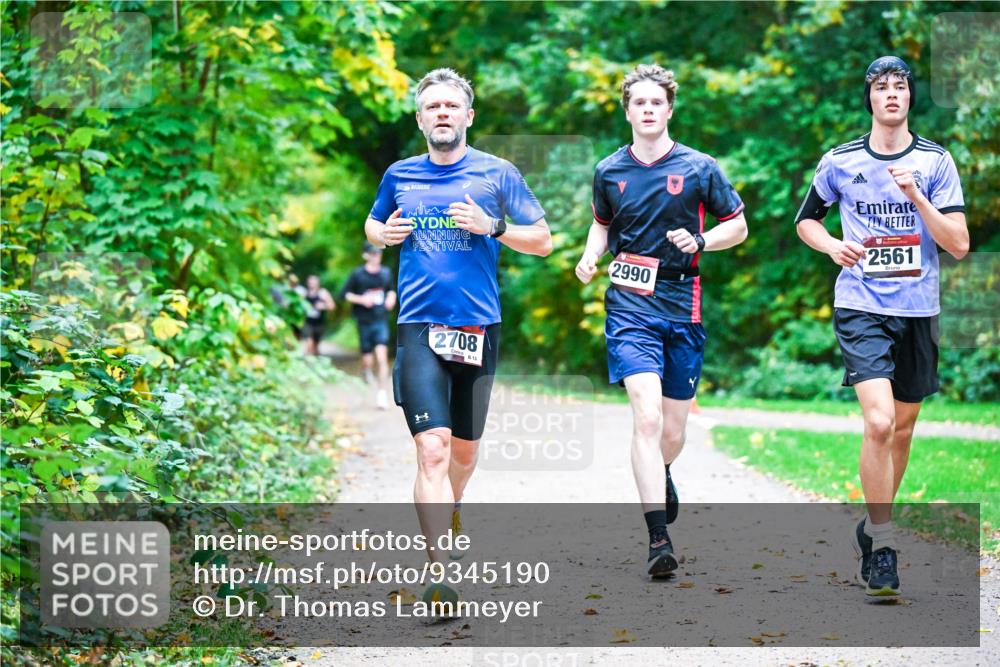 12.10.2025 - Bramfelder Halbmarathon 2025 Dr. Thomas Lammeyer http://msf.ph/oto/9345190 12.10.2025 10:14:35 Laufen 2990, 1, 2708, 813, 2561 meine-sportfotos.de