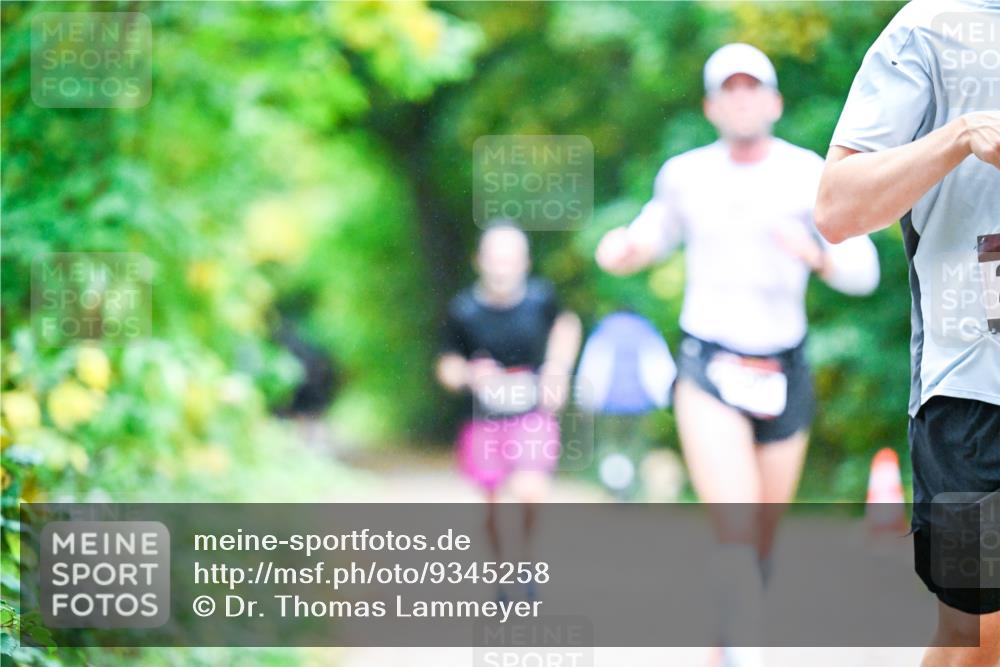 12.10.2025 - Bramfelder Halbmarathon 2025 Dr. Thomas Lammeyer http://msf.ph/oto/9345258 12.10.2025 10:14:50 Laufen  meine-sportfotos.de