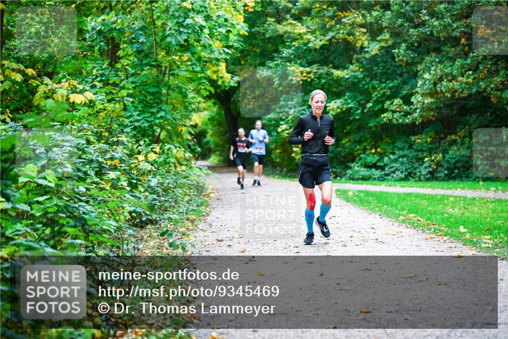 12.10.2025 - Bramfelder Halbmarathon 2025 Dr. Thomas Lammeyer http://msf.ph/oto/9345469 12.10.2025 10:15:53 Laufen 773 meine-sportfotos.de