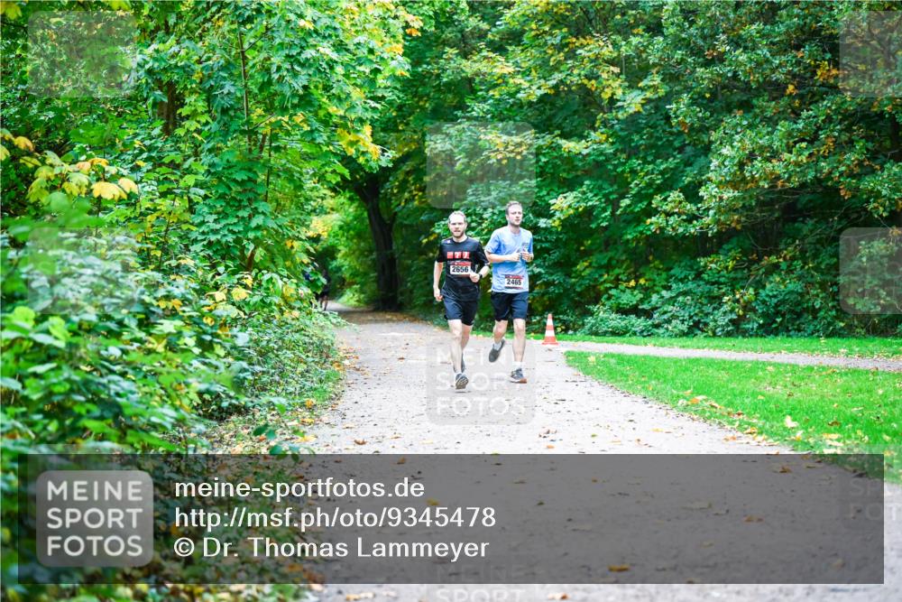 12.10.2025 - Bramfelder Halbmarathon 2025 Dr. Thomas Lammeyer http://msf.ph/oto/9345478 12.10.2025 10:15:56 Laufen 2656, 2465 meine-sportfotos.de