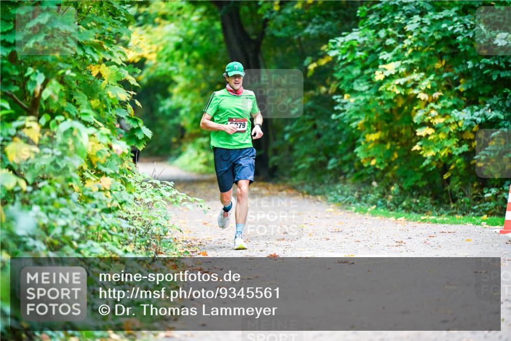12.10.2025 - Bramfelder Halbmarathon 2025 Dr. Thomas Lammeyer http://msf.ph/oto/9345561 12.10.2025 10:16:31 Laufen 79 meine-sportfotos.de
