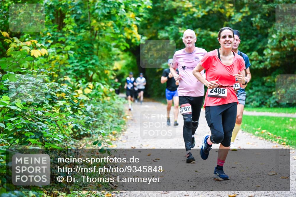 12.10.2025 - Bramfelder Halbmarathon 2025 Dr. Thomas Lammeyer http://msf.ph/oto/9345848 12.10.2025 10:17:44 Laufen 2762, 2495, 32 meine-sportfotos.de