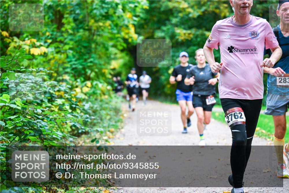 12.10.2025 - Bramfelder Halbmarathon 2025 Dr. Thomas Lammeyer http://msf.ph/oto/9345855 12.10.2025 10:17:46 Laufen 2762, 283 meine-sportfotos.de