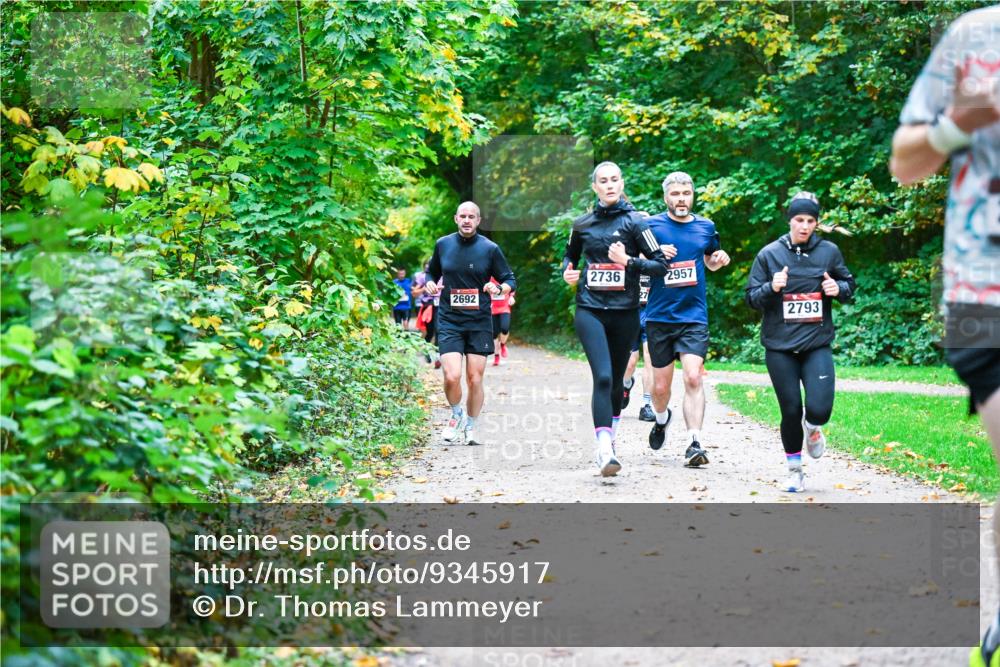 12.10.2025 - Bramfelder Halbmarathon 2025 Dr. Thomas Lammeyer http://msf.ph/oto/9345917 12.10.2025 10:17:55 Laufen 2736, 2957, 2692, 2793 meine-sportfotos.de