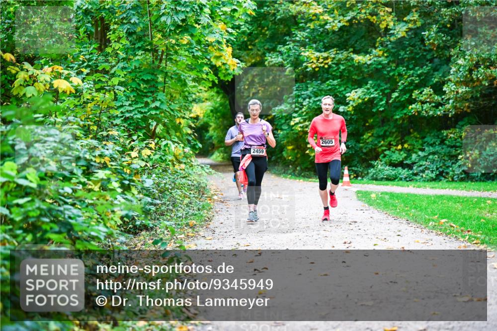 12.10.2025 - Bramfelder Halbmarathon 2025 Dr. Thomas Lammeyer http://msf.ph/oto/9345949 12.10.2025 10:18:01 Laufen 2459, 2605 meine-sportfotos.de