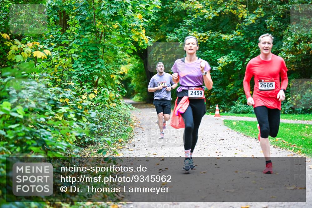 12.10.2025 - Bramfelder Halbmarathon 2025 Dr. Thomas Lammeyer http://msf.ph/oto/9345962 12.10.2025 10:18:03 Laufen 217, 2459, 2605 meine-sportfotos.de