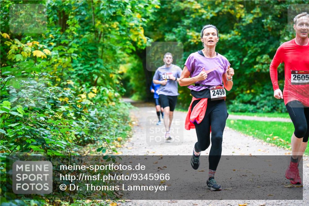 12.10.2025 - Bramfelder Halbmarathon 2025 Dr. Thomas Lammeyer http://msf.ph/oto/9345966 12.10.2025 10:18:04 Laufen 2459, 2605 meine-sportfotos.de
