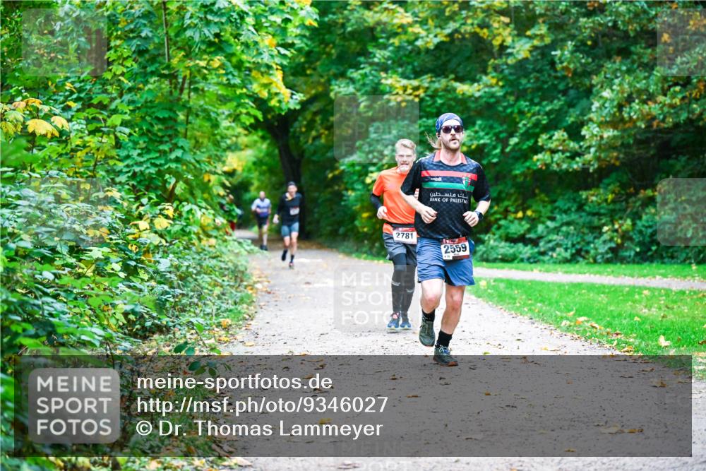 12.10.2025 - Bramfelder Halbmarathon 2025 Dr. Thomas Lammeyer http://msf.ph/oto/9346027 12.10.2025 10:18:25 Laufen 2781, 2559 meine-sportfotos.de