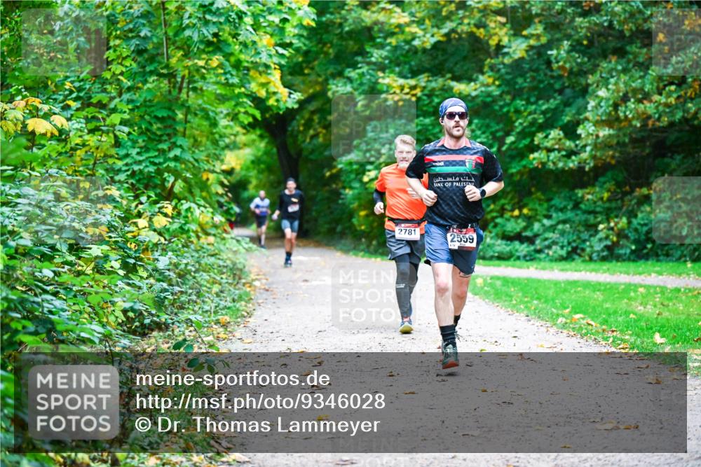12.10.2025 - Bramfelder Halbmarathon 2025 Dr. Thomas Lammeyer http://msf.ph/oto/9346028 12.10.2025 10:18:25 Laufen 2781, 2559 meine-sportfotos.de