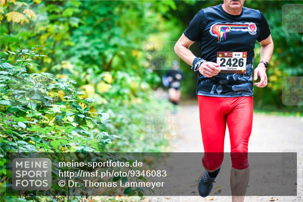 12.10.2025 - Bramfelder Halbmarathon 2025 Dr. Thomas Lammeyer http://msf.ph/oto/9346083 12.10.2025 10:18:39 Laufen 29, 2426, 910 meine-sportfotos.de