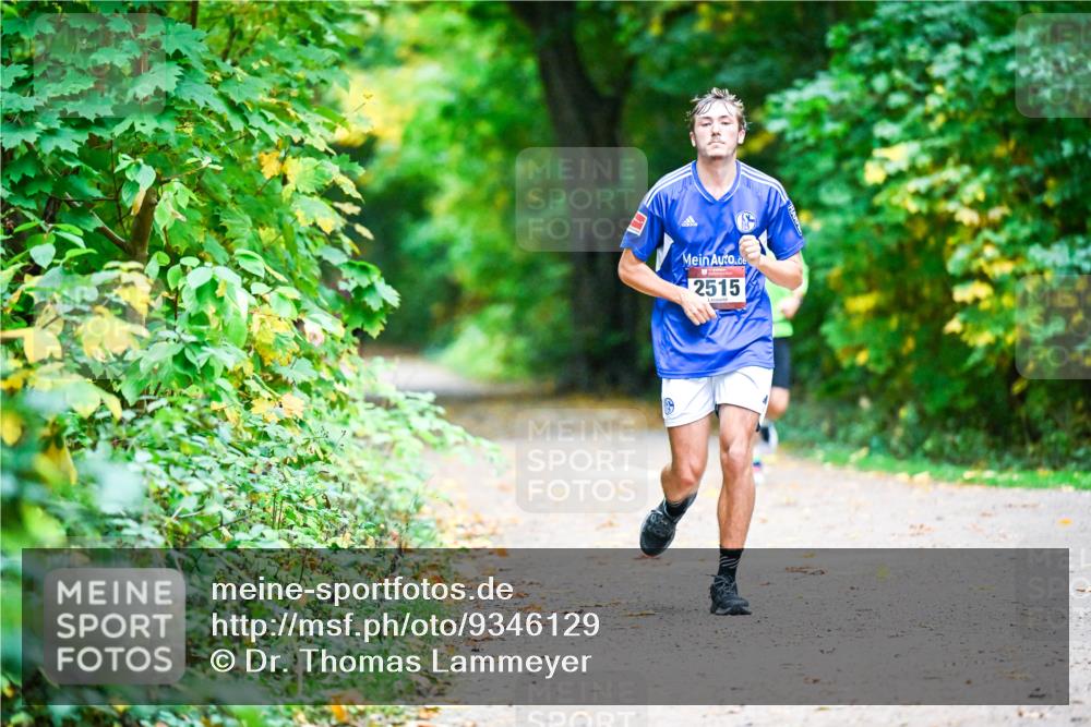 12.10.2025 - Bramfelder Halbmarathon 2025 Dr. Thomas Lammeyer http://msf.ph/oto/9346129 12.10.2025 10:18:56 Laufen 2515 meine-sportfotos.de