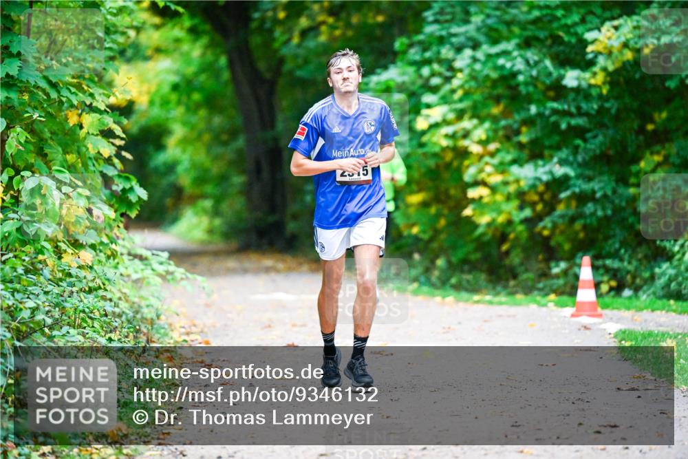 12.10.2025 - Bramfelder Halbmarathon 2025 Dr. Thomas Lammeyer http://msf.ph/oto/9346132 12.10.2025 10:18:56 Laufen  meine-sportfotos.de