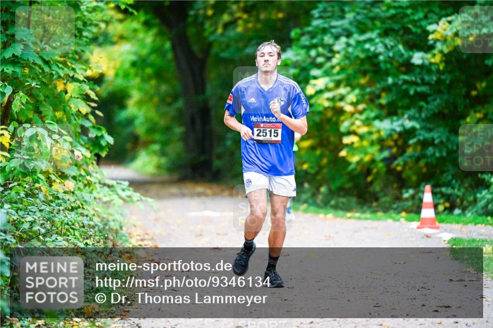 12.10.2025 - Bramfelder Halbmarathon 2025 Dr. Thomas Lammeyer http://msf.ph/oto/9346134 12.10.2025 10:18:57 Laufen 2515 meine-sportfotos.de