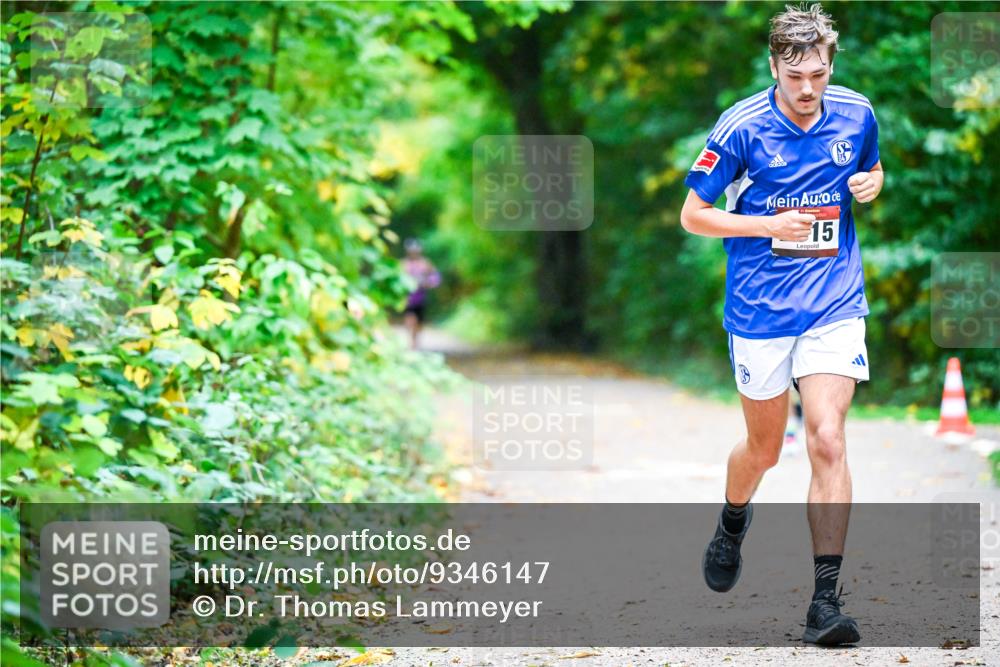 12.10.2025 - Bramfelder Halbmarathon 2025 Dr. Thomas Lammeyer http://msf.ph/oto/9346147 12.10.2025 10:18:58 Laufen 15 meine-sportfotos.de