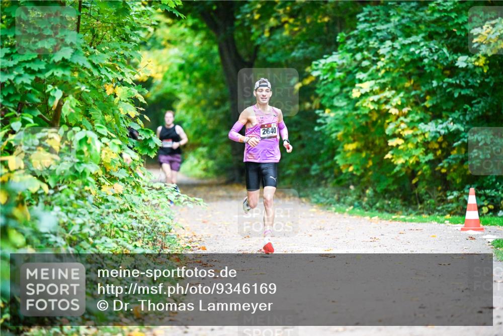 12.10.2025 - Bramfelder Halbmarathon 2025 Dr. Thomas Lammeyer http://msf.ph/oto/9346169 12.10.2025 10:19:05 Laufen  meine-sportfotos.de
