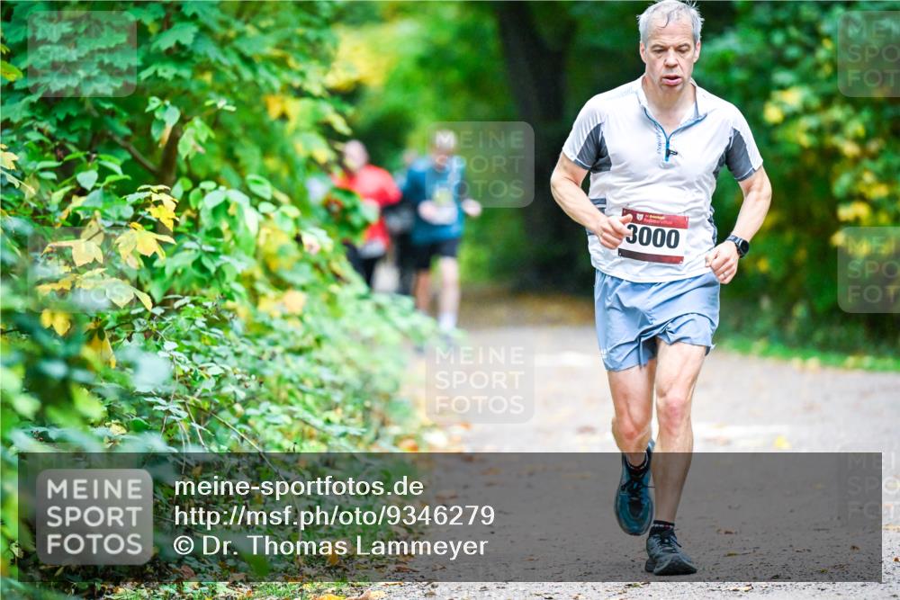 12.10.2025 - Bramfelder Halbmarathon 2025 Dr. Thomas Lammeyer http://msf.ph/oto/9346279 12.10.2025 10:19:31 Laufen 3000 meine-sportfotos.de