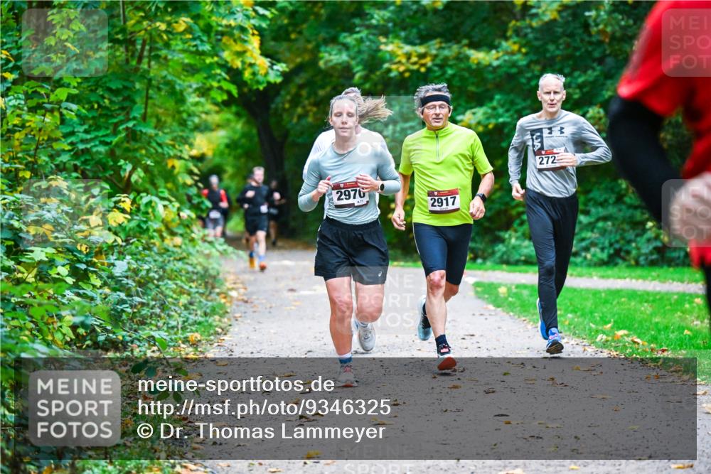 12.10.2025 - Bramfelder Halbmarathon 2025 Dr. Thomas Lammeyer http://msf.ph/oto/9346325 12.10.2025 10:19:44 Laufen 2976, 2917, 272 meine-sportfotos.de