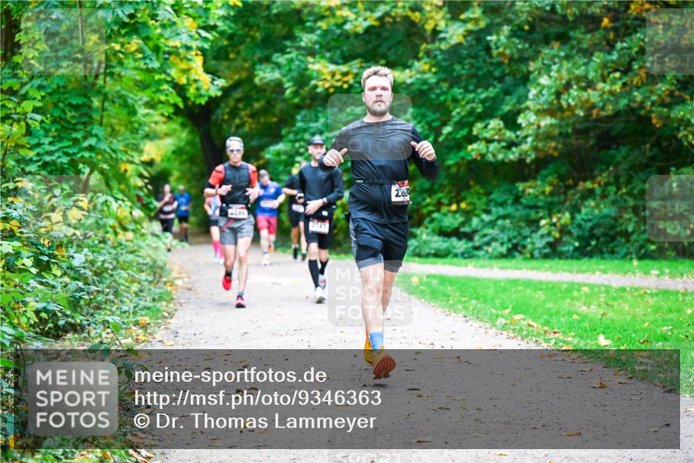 12.10.2025 - Bramfelder Halbmarathon 2025 Dr. Thomas Lammeyer http://msf.ph/oto/9346363 12.10.2025 10:19:51 Laufen 2747, 28 meine-sportfotos.de