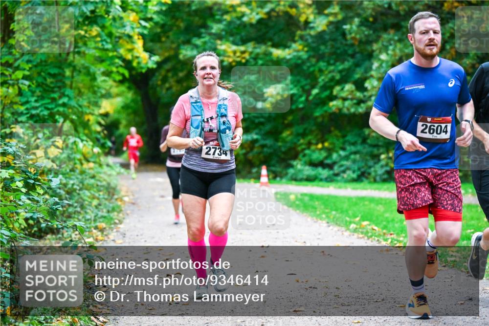 12.10.2025 - Bramfelder Halbmarathon 2025 Dr. Thomas Lammeyer http://msf.ph/oto/9346414 12.10.2025 10:19:59 Laufen 2734, 2604 meine-sportfotos.de