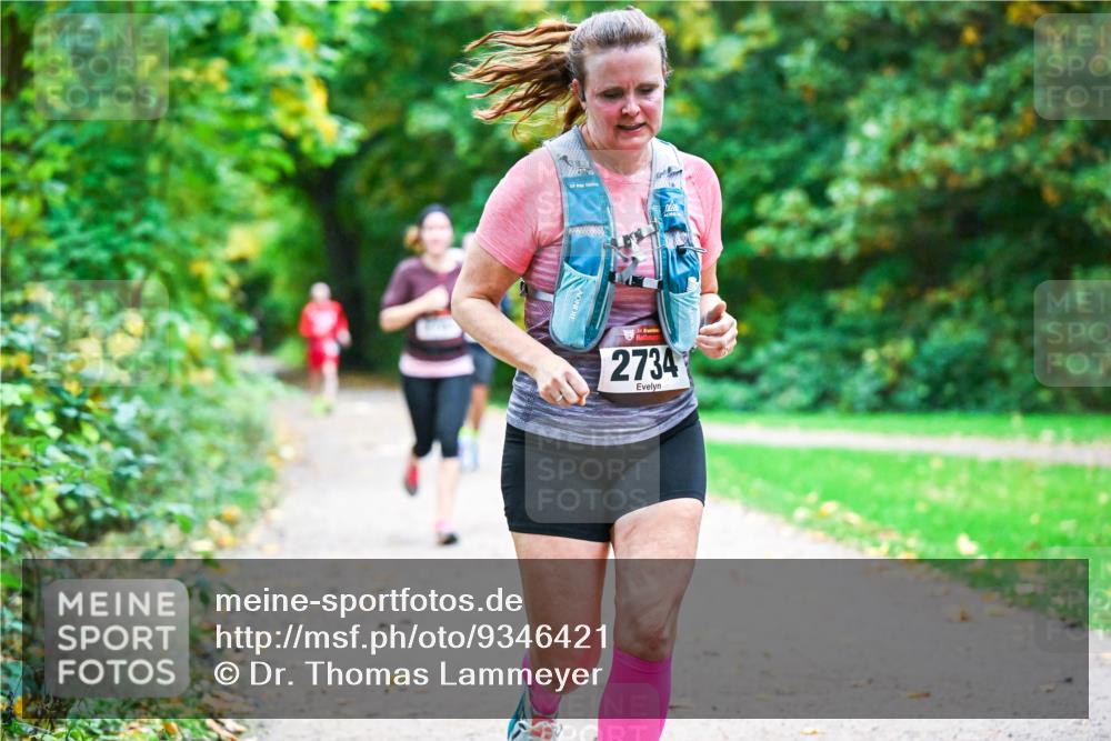 12.10.2025 - Bramfelder Halbmarathon 2025 Dr. Thomas Lammeyer http://msf.ph/oto/9346421 12.10.2025 10:20:00 Laufen 2734 meine-sportfotos.de