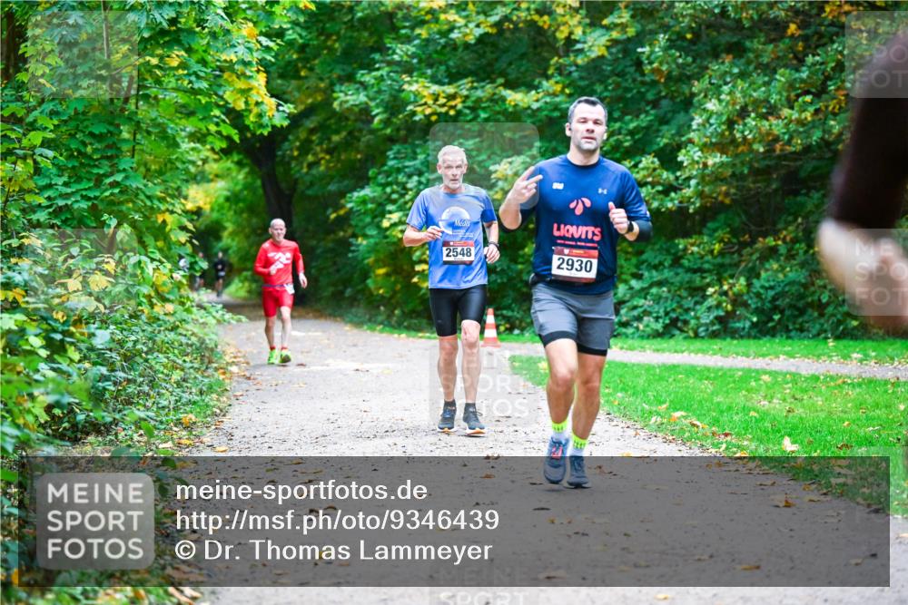 12.10.2025 - Bramfelder Halbmarathon 2025 Dr. Thomas Lammeyer http://msf.ph/oto/9346439 12.10.2025 10:20:03 Laufen 2548, 2930 meine-sportfotos.de