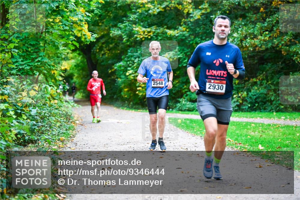 12.10.2025 - Bramfelder Halbmarathon 2025 Dr. Thomas Lammeyer http://msf.ph/oto/9346444 12.10.2025 10:20:04 Laufen 2548, 2930 meine-sportfotos.de