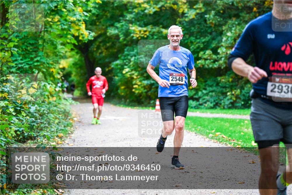 12.10.2025 - Bramfelder Halbmarathon 2025 Dr. Thomas Lammeyer http://msf.ph/oto/9346450 12.10.2025 10:20:05 Laufen 2548, 2930 meine-sportfotos.de