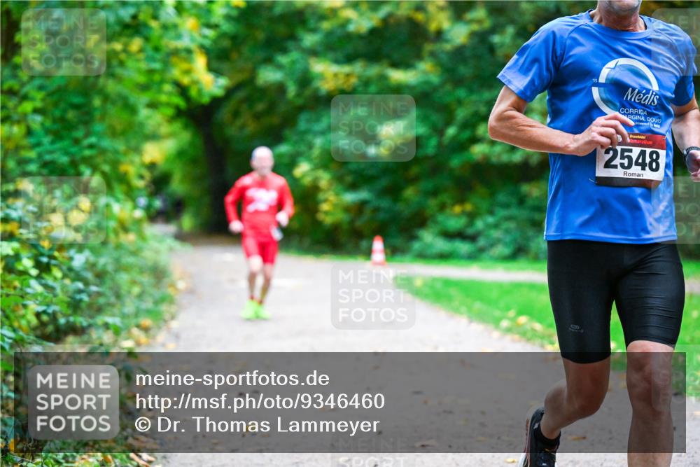 12.10.2025 - Bramfelder Halbmarathon 2025 Dr. Thomas Lammeyer http://msf.ph/oto/9346460 12.10.2025 10:20:06 Laufen 2548 meine-sportfotos.de
