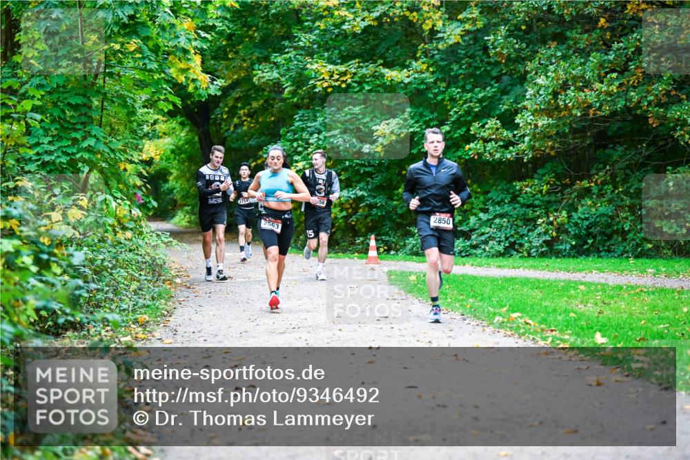 12.10.2025 - Bramfelder Halbmarathon 2025 Dr. Thomas Lammeyer http://msf.ph/oto/9346492 12.10.2025 10:20:26 Laufen  meine-sportfotos.de