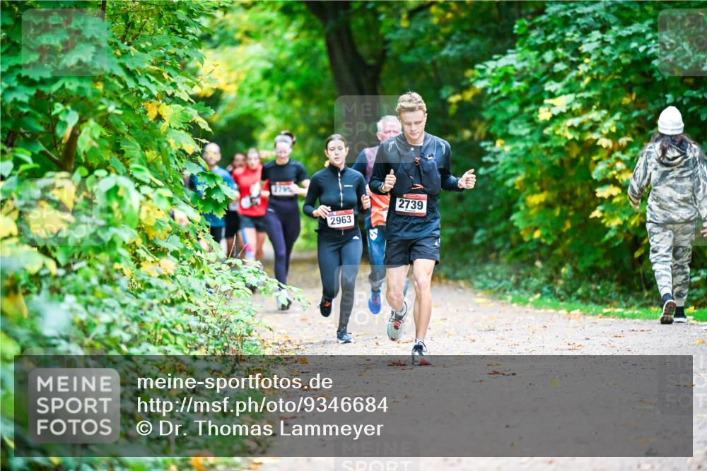 12.10.2025 - Bramfelder Halbmarathon 2025 Dr. Thomas Lammeyer http://msf.ph/oto/9346684 12.10.2025 10:21:14 Laufen 2963, 2739 meine-sportfotos.de