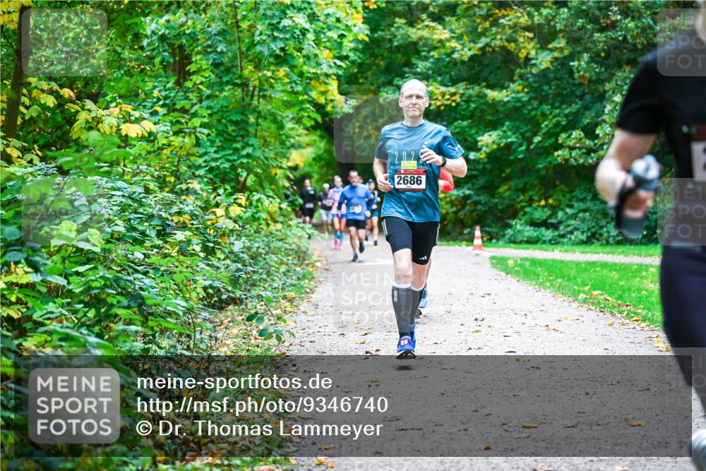 12.10.2025 - Bramfelder Halbmarathon 2025 Dr. Thomas Lammeyer http://msf.ph/oto/9346740 12.10.2025 10:21:25 Laufen 2025, 2686 meine-sportfotos.de