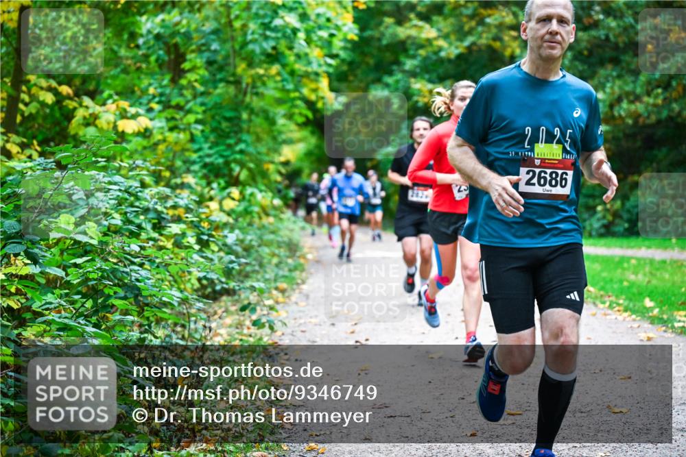 12.10.2025 - Bramfelder Halbmarathon 2025 Dr. Thomas Lammeyer http://msf.ph/oto/9346749 12.10.2025 10:21:27 Laufen 2025, 2686 meine-sportfotos.de