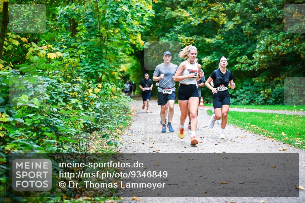 12.10.2025 - Bramfelder Halbmarathon 2025 Dr. Thomas Lammeyer http://msf.ph/oto/9346849 12.10.2025 10:21:44 Laufen 2950, 277 meine-sportfotos.de