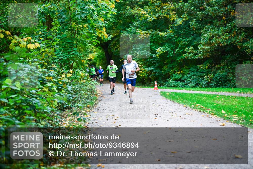 12.10.2025 - Bramfelder Halbmarathon 2025 Dr. Thomas Lammeyer http://msf.ph/oto/9346894 12.10.2025 10:21:55 Laufen 6707, 2508 meine-sportfotos.de