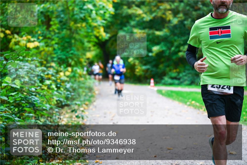 12.10.2025 - Bramfelder Halbmarathon 2025 Dr. Thomas Lammeyer http://msf.ph/oto/9346938 12.10.2025 10:22:02 Laufen 2024 meine-sportfotos.de