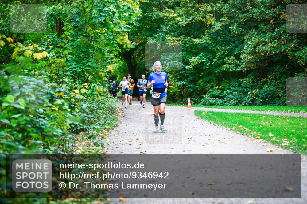12.10.2025 - Bramfelder Halbmarathon 2025 Dr. Thomas Lammeyer http://msf.ph/oto/9346942 12.10.2025 10:22:03 Laufen 2472 meine-sportfotos.de