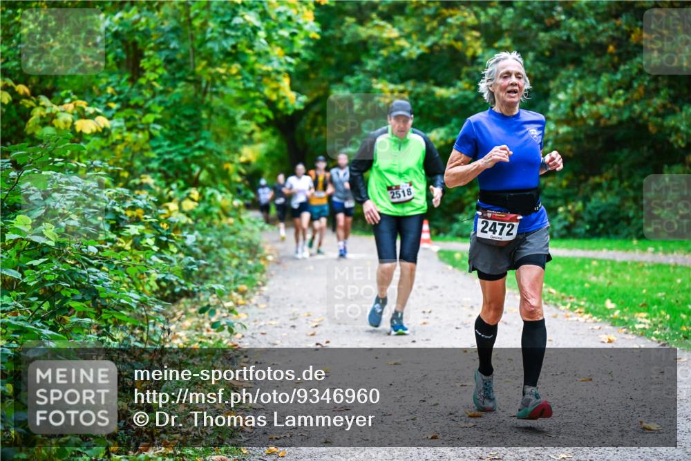 12.10.2025 - Bramfelder Halbmarathon 2025 Dr. Thomas Lammeyer http://msf.ph/oto/9346960 12.10.2025 10:22:06 Laufen 2518, 2472 meine-sportfotos.de