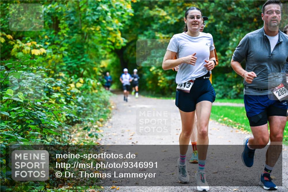 12.10.2025 - Bramfelder Halbmarathon 2025 Dr. Thomas Lammeyer http://msf.ph/oto/9346991 12.10.2025 10:22:12 Laufen 013, 289 meine-sportfotos.de