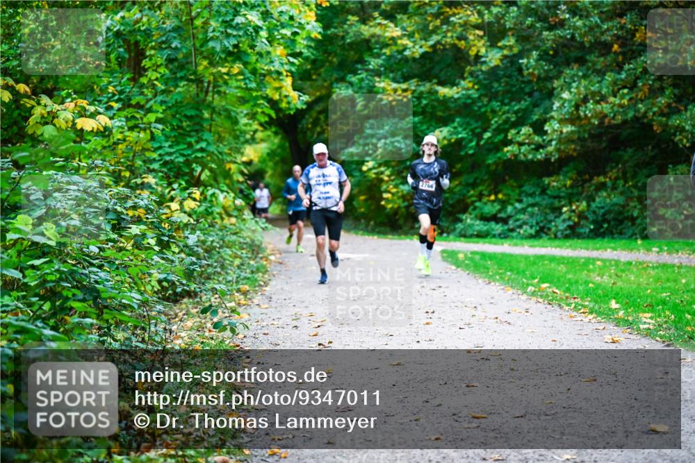 12.10.2025 - Bramfelder Halbmarathon 2025 Dr. Thomas Lammeyer http://msf.ph/oto/9347011 12.10.2025 10:22:17 Laufen  meine-sportfotos.de